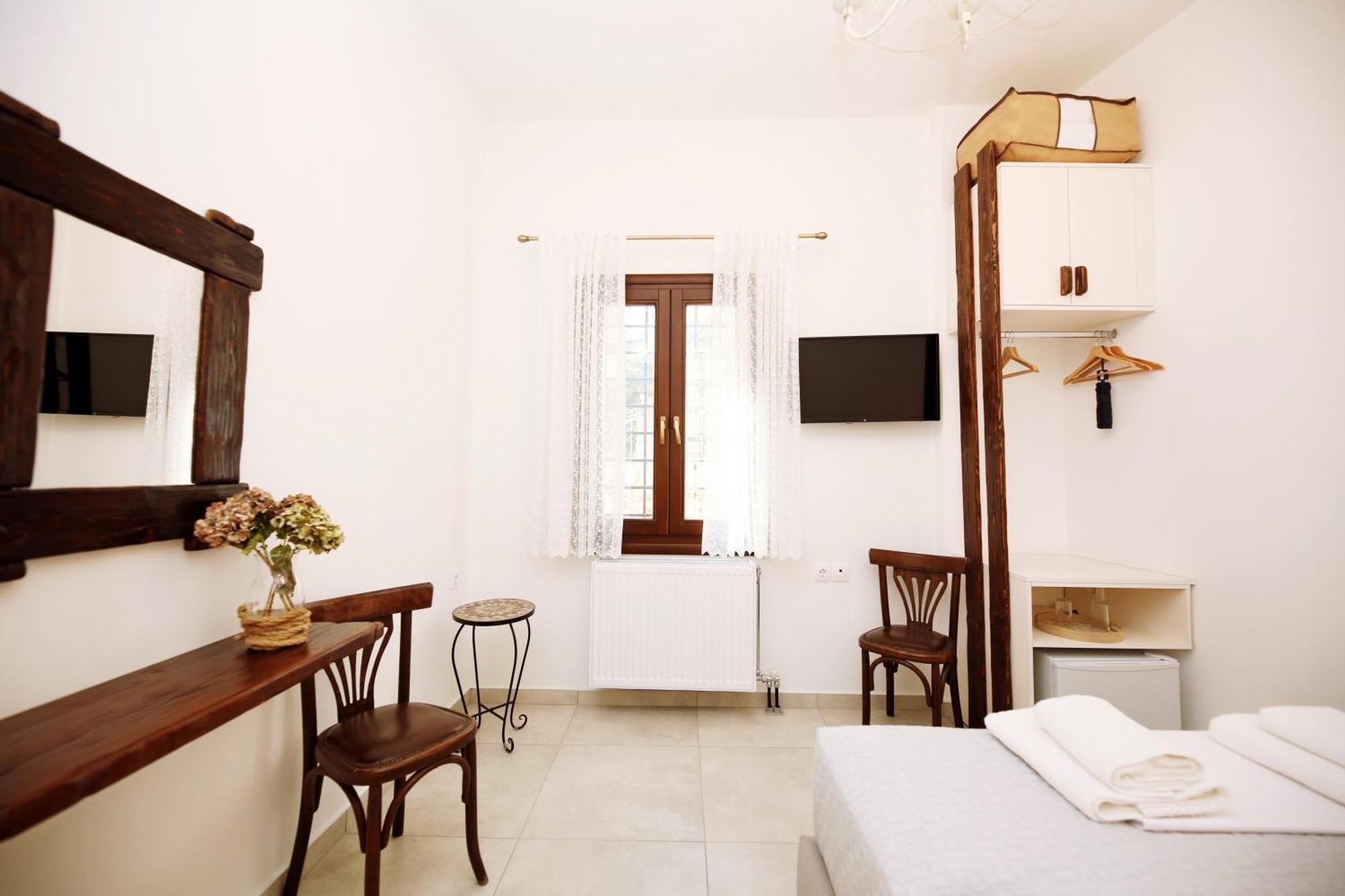Marousos Central Guesthouse Portariá Kültér fotó